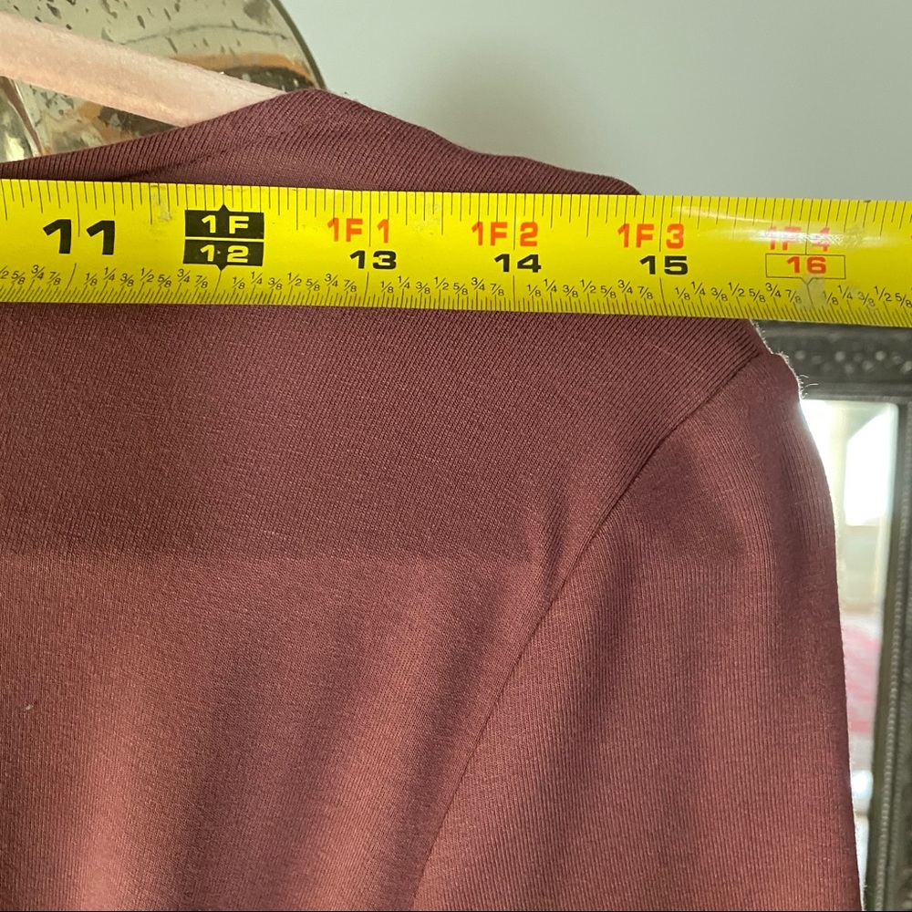 Wrap dress - Picture 9 of 10